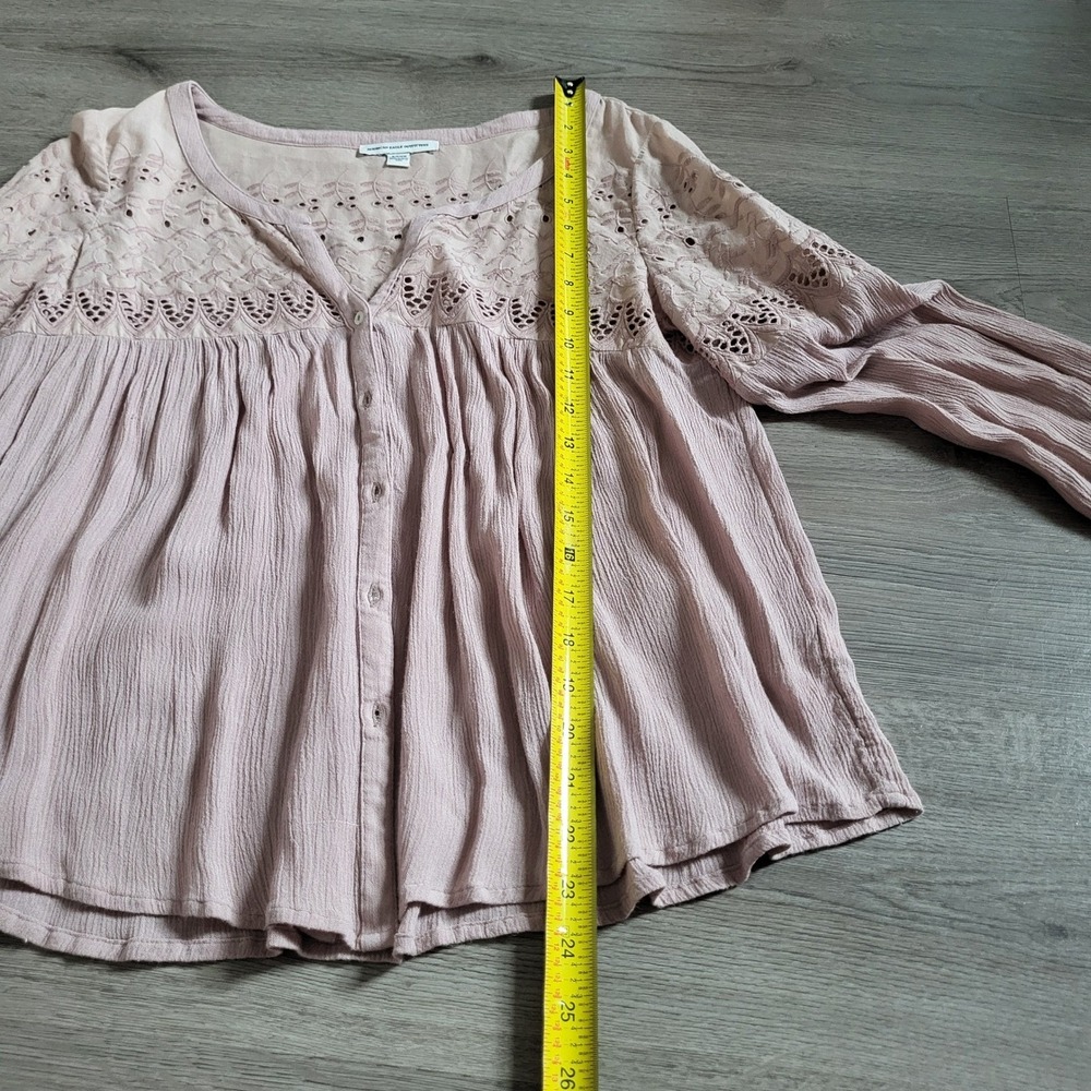 American Eagle Eyelet Lace Boho Blouse Dusty Rose Button Front Long Sleeve Small - Picture 6 of 7
